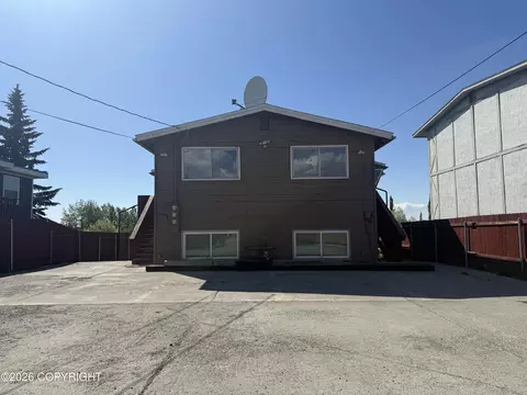 519 S Bragaw St, Anchorage, AK 99508