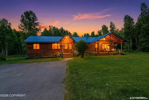 Exterior - 20534 Crabtree St, Chugiak, AK 99567 photo 3 of 22