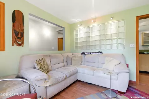 Living - 20534 Crabtree St, Chugiak, AK 99567 photo 5 of 5