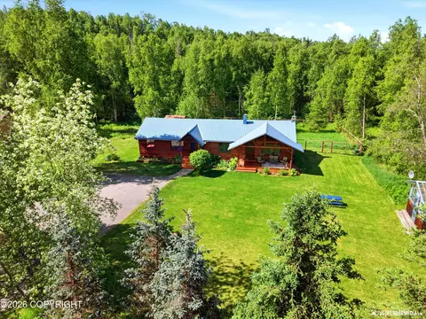 Exterior - 20534 Crabtree St, Chugiak, AK 99567 photo 19 of 22
