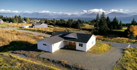 1082 Robert Ave, Homer, AK 99603