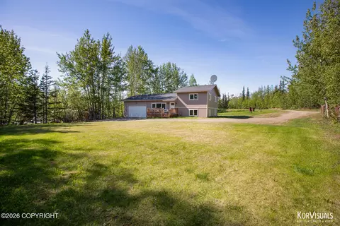 9931 E Puffin Dr, Palmer, AK 99645