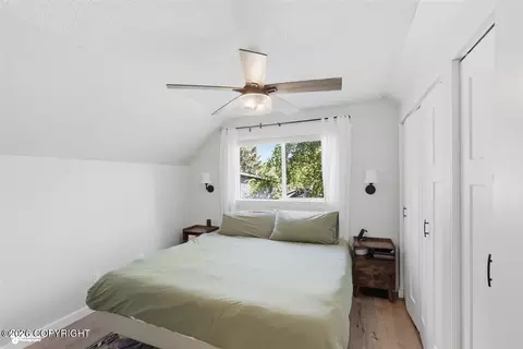 Bedroom - 11233 Bridger Cir, Eagle River, AK 99577 photo 4 of 5