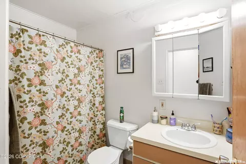 Bath - 344 E 15th Ave, Anchorage, AK 99501 photo 5 of 5