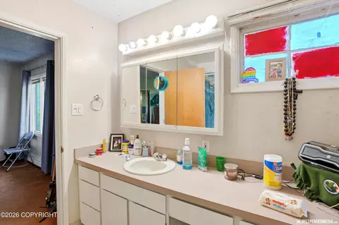 Bath - 344 E 15th Ave, Anchorage, AK 99501 photo 1 of 5