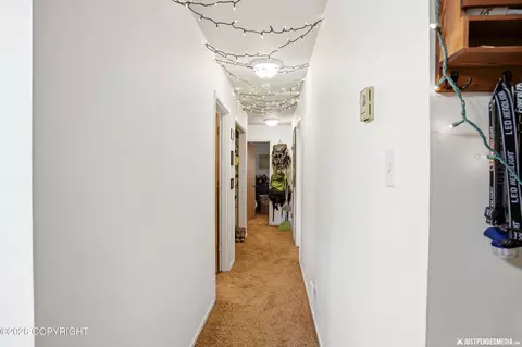Entry Way - 344 E 15th Ave, Anchorage, AK 99501 photo 5 of 5
