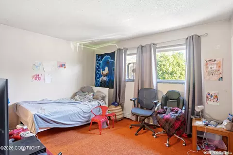Bedroom - 344 E 15th Ave, Anchorage, AK 99501 photo 3 of 5