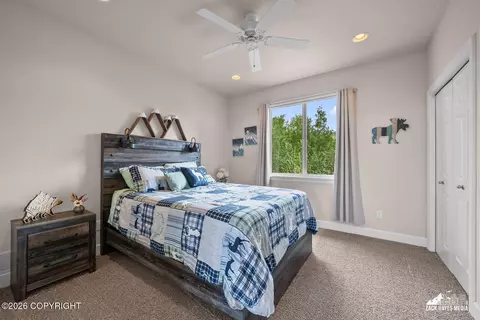 Bedroom - 10935 Splendor Loop, Eagle River, AK 99577 photo 4 of 10