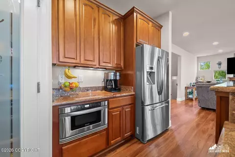 Kitchen - 10935 Splendor Loop, Eagle River, AK 99577 photo 14 of 15