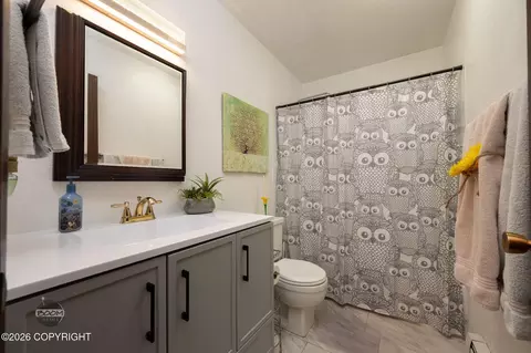 Bath - 8280 E 20th Ave, Anchorage, AK 99504 photo 4 of 5