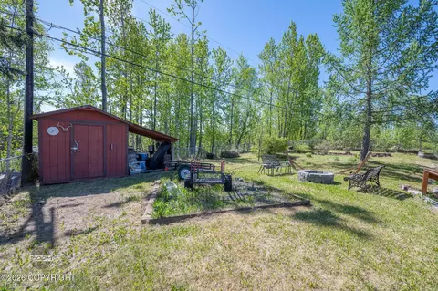 Exterior - 8280 E 20th Ave, Anchorage, AK 99504 photo 3 of 15