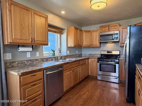 Kitchen - 18216 Harbor Point Loop, Eagle River, AK 99577 photo 2 of 4