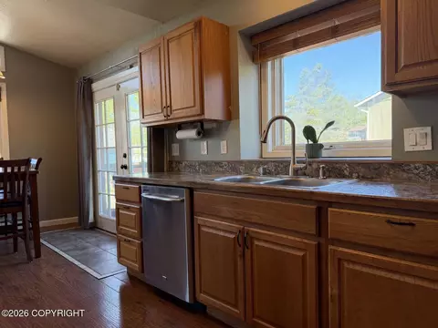 Kitchen - 18216 Harbor Point Loop, Eagle River, AK 99577 photo 4 of 4