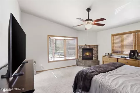 Bedroom - 9531 Dundas Cir, Eagle River, AK 99577 photo 4 of 9
