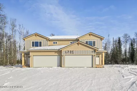 5013 W Sassy Ave, Wasilla, AK 99623