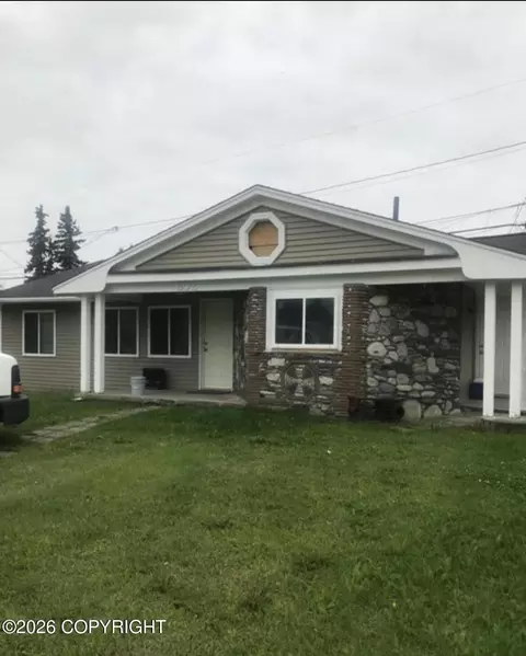 602 N Park St, Anchorage, AK 99508