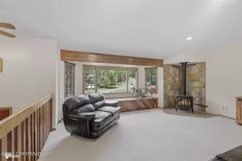 Living - 9504 Dundas Cir, Eagle River, AK 99577 photo 2 of 3