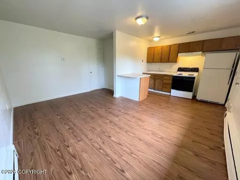 Living - 1227 E 11th Ave, Anchorage, AK 99501 photo 10 of 19