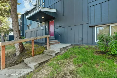 1630 Eastridge Dr # 303, Anchorage, AK 99501