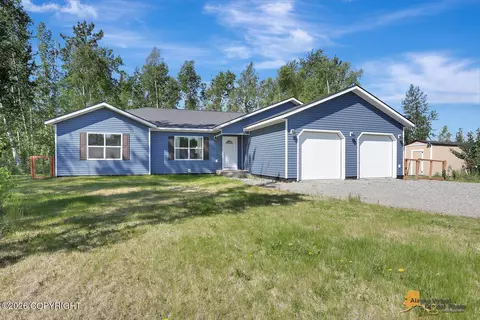 1230 N Tigger Dr, Wasilla, AK 99623