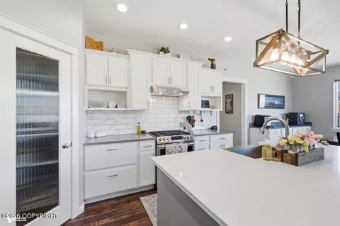 Kitchen - 3701 S Barn Gable Loop, Wasilla, AK 99654 photo 5 of 13