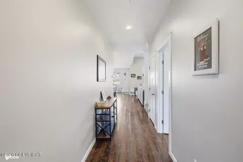 Entry Way - 3701 S Barn Gable Loop, Wasilla, AK 99654 photo 2 of 9