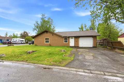 6000 Acheson Ln, Anchorage, AK 99504