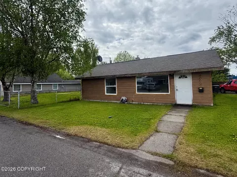 6000 Acheson Ln, Anchorage, AK 99504