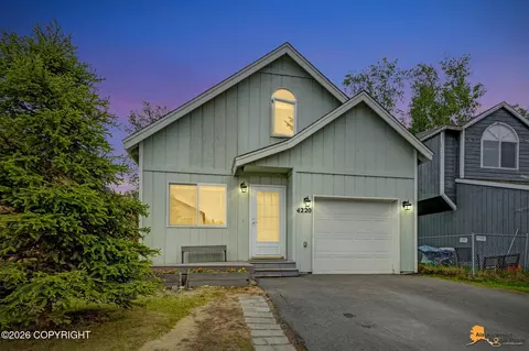 4220 Lakeridge Cir, Anchorage, AK 99502