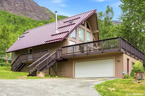 20607 Lucas Ave, Eagle River, AK 99577