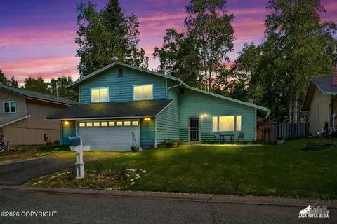 12811 Silver Spruce Dr, Anchorage, AK 99516
