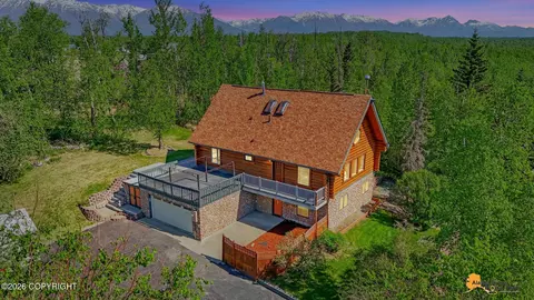 3801 E Palmdale Dr, Wasilla, AK 99654