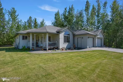 2373 N Verde Dr, Palmer, AK 99645