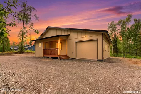 13862 W Halston Ave, Big Lake, AK 99623