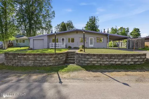 7932 Fenn St, Anchorage, AK 99502