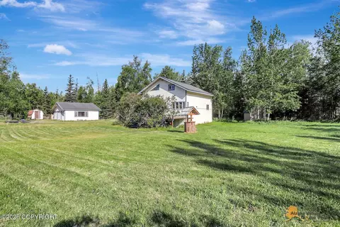 2201 N Green Forest Dr, Palmer, AK 99645