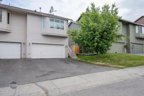 2233 Ridgemont Dr, Anchorage, AK 99507