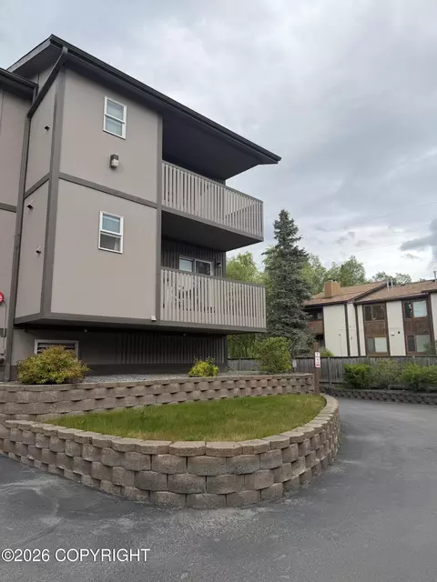 5697 Denali St # B-H, Anchorage, AK 99518