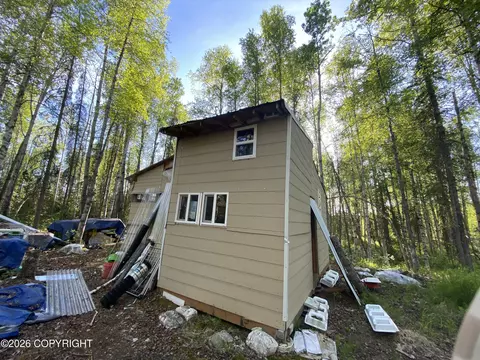 19340 E Caswell Lakes Rd, Willow, AK 99688