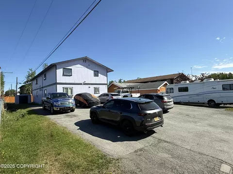 821 E 46th Ct, Anchorage, AK 99503