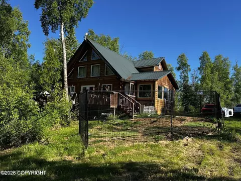 6245 S Sapphire Cir, Big Lake, AK 99652