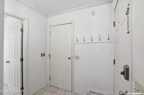 Entry Way - 6541 Cimarron Cir, Anchorage, AK 99504 photo 2 of 4