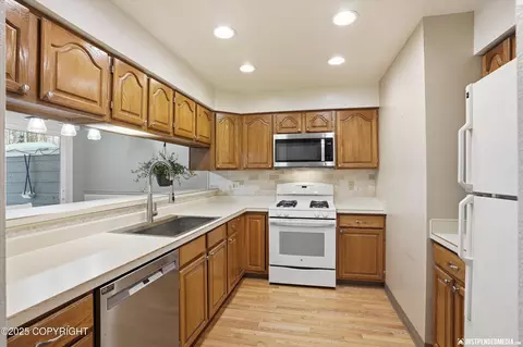 Kitchen - 6541 Cimarron Cir, Anchorage, AK 99504 photo 1 of 4