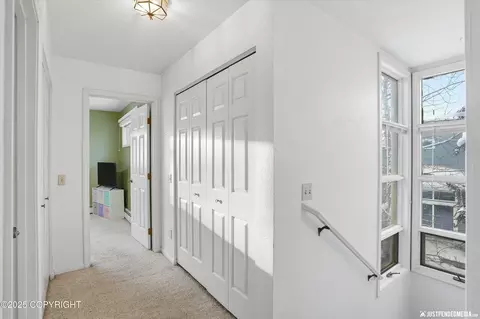 Entry Way - 6541 Cimarron Cir, Anchorage, AK 99504 photo 4 of 4