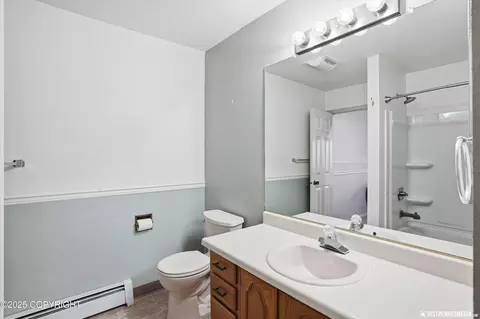 Bath - 6541 Cimarron Cir, Anchorage, AK 99504 photo 2 of 3