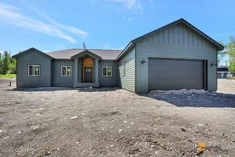 7030 W Beverly Lake Rd, Wasilla, AK 99623