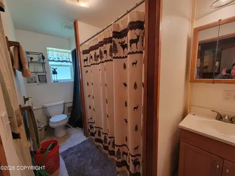 Bath - 39071 Full Cir, Sterling, AK 99672 photo 2 of 2