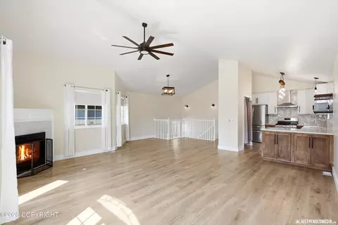 Living - 19551 Highland Ridge Dr, Eagle River, AK 99577 photo 4 of 4