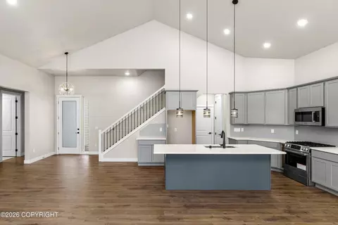 Entry Way - 8811 Turlock Dr, Eagle River, AK 99577 photo 1 of 1