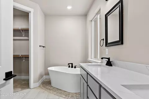 Bath - 8811 Turlock Dr, Eagle River, AK 99577 photo 7 of 9